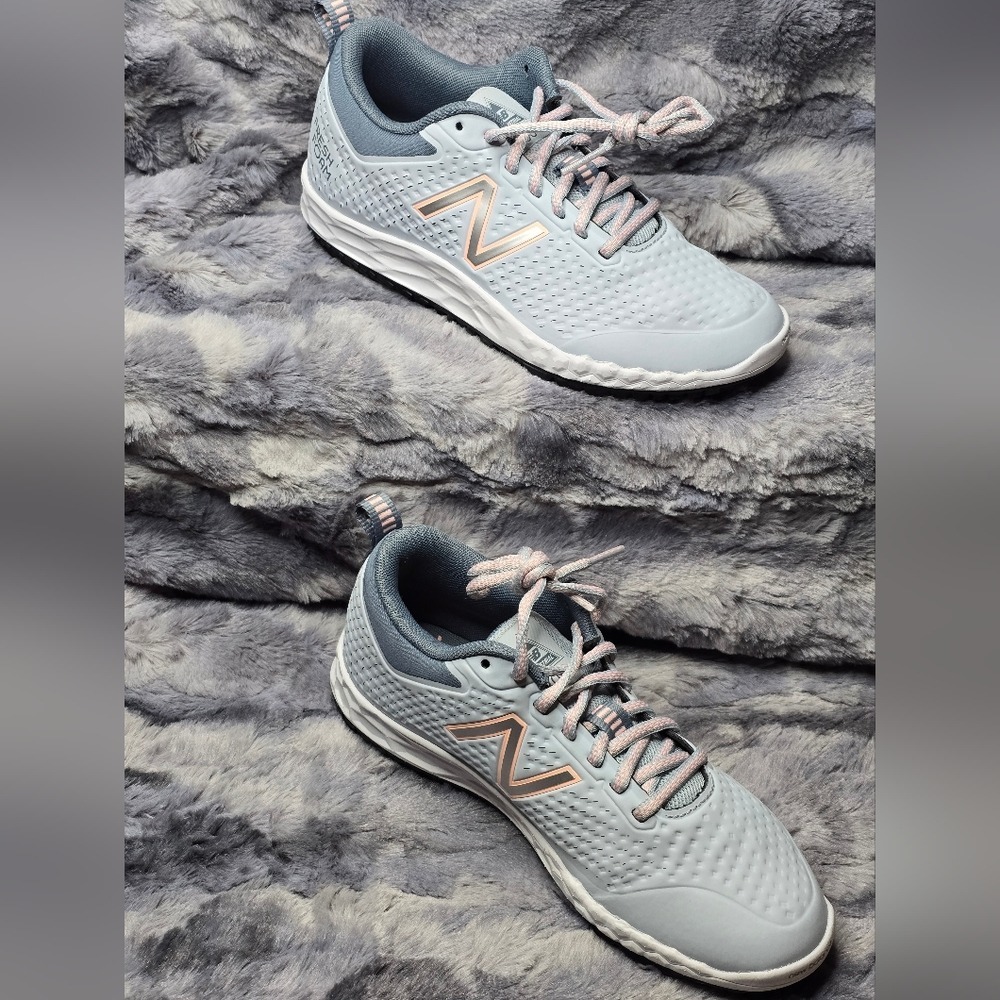 NWOB‎ New Balance 806v1 Fresh Foam Grey Rose Gold Shoes WID806P1 sz 7 Wide